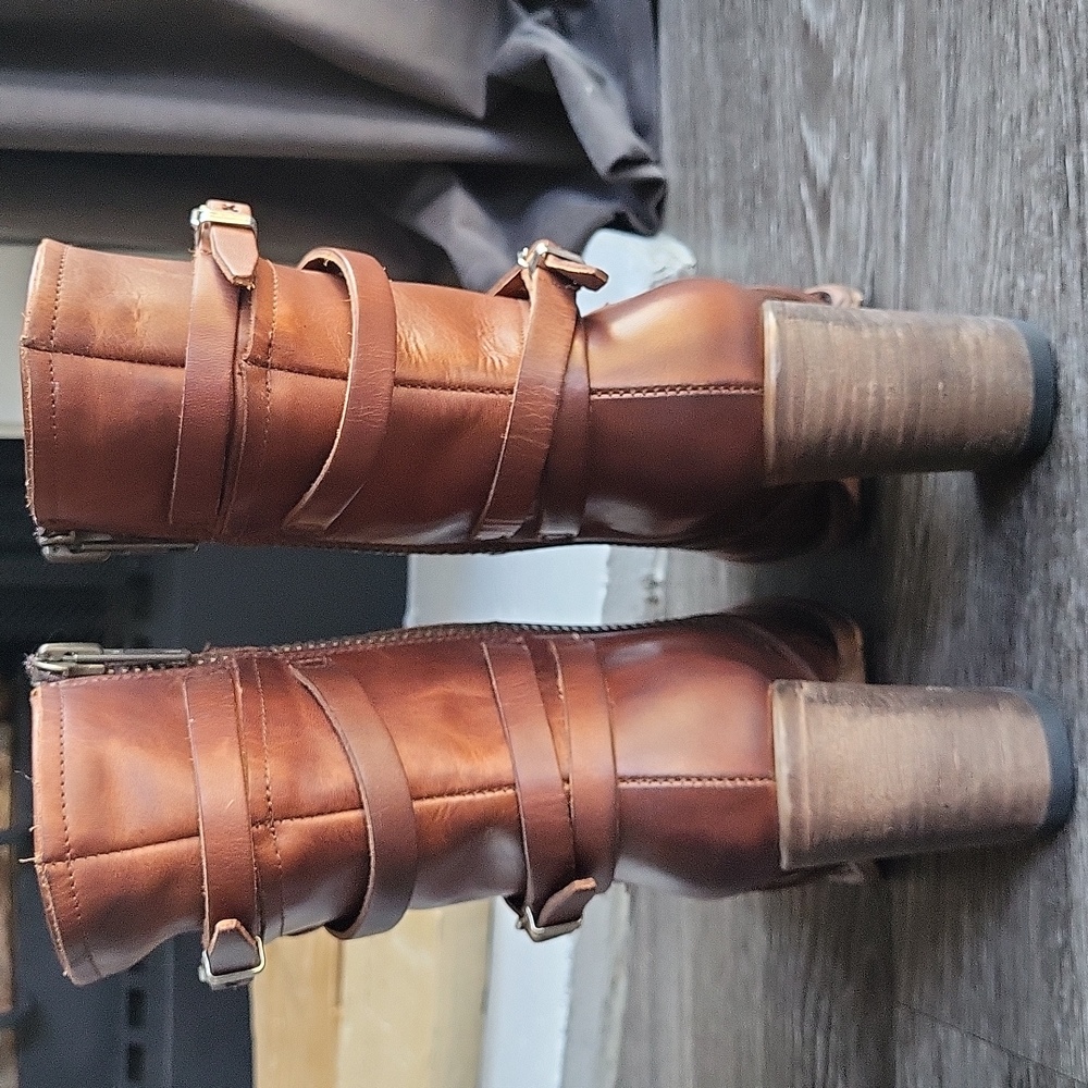 NEW Freebird Baker Cognac Boots NIB size 9 - Picture 8 of 14